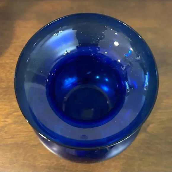 MCM Vintage Bergdala Sweden Vase Cobalt Art Glass with Tag in Pristine Condition - Picture 5 of 6